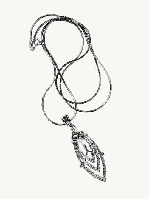 Struma Sharp Oval Pendant Necklace